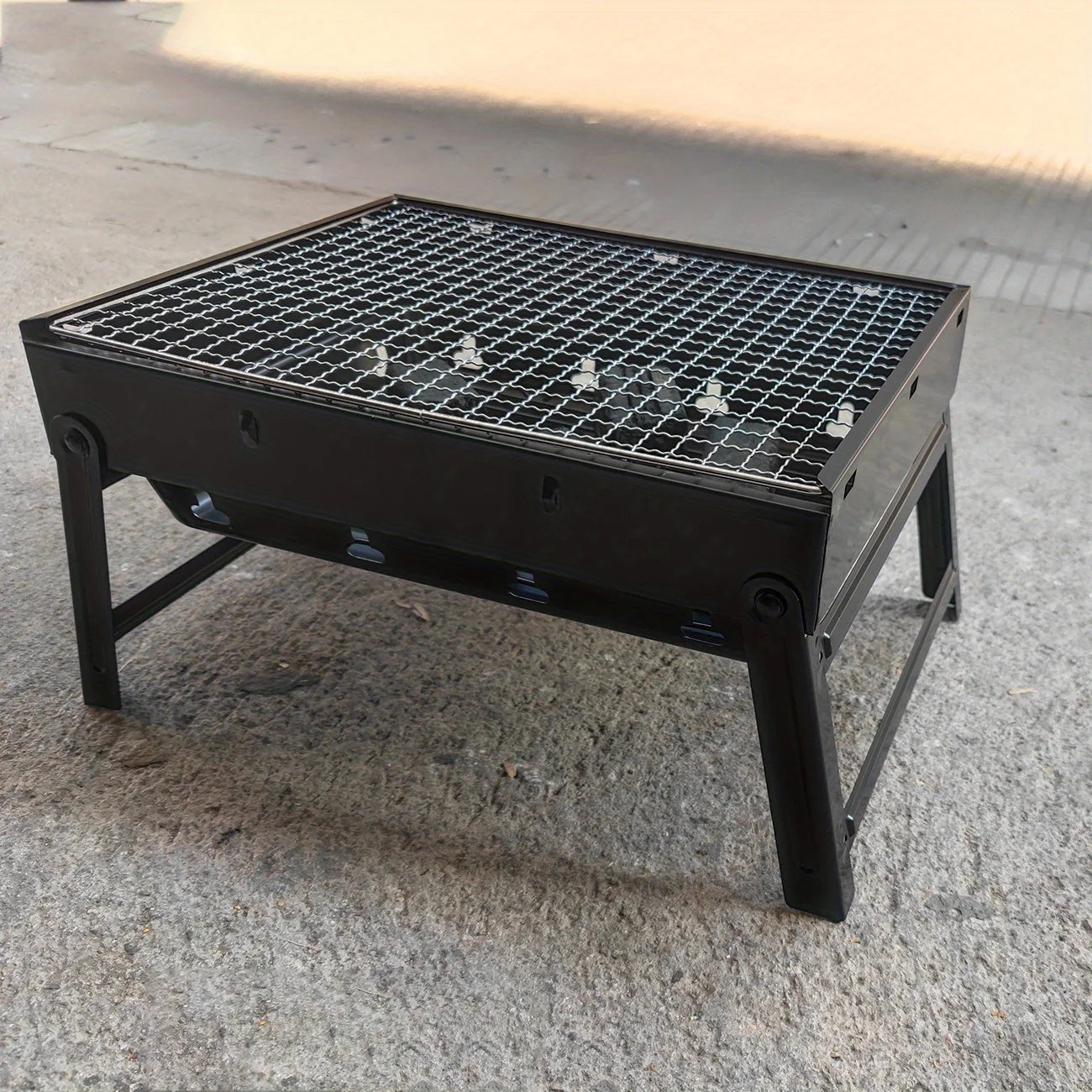 Portable Smokeless Charcoal BBQ Stove – Foldable Barbecue Rack for Outdoor Camping, Picnics & Backyard Grilling