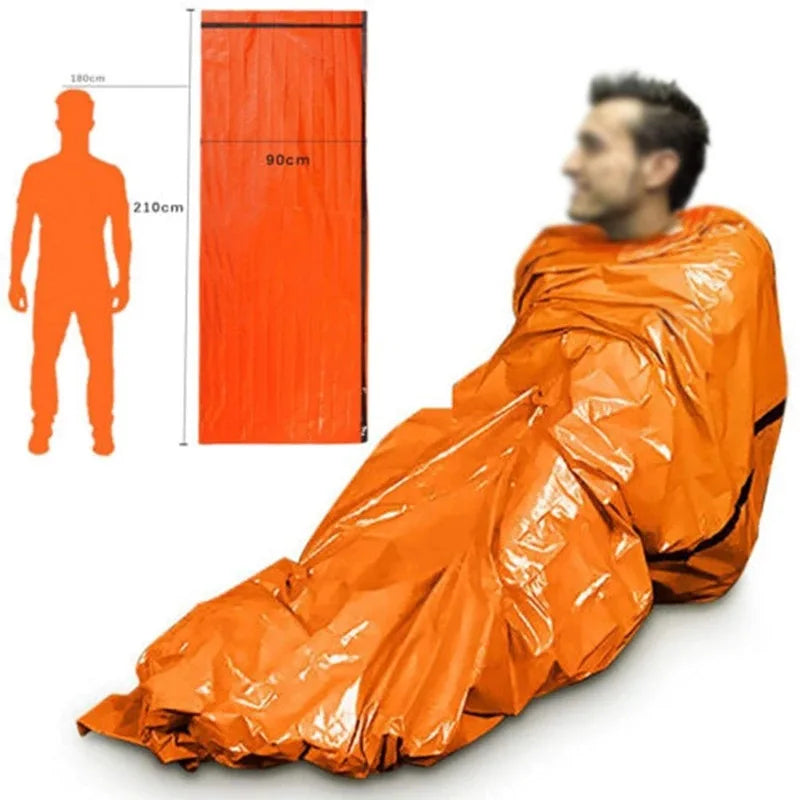 Saco de dormir de emergencia de Mylar SurvivalPro — Saco térmico de supervivencia