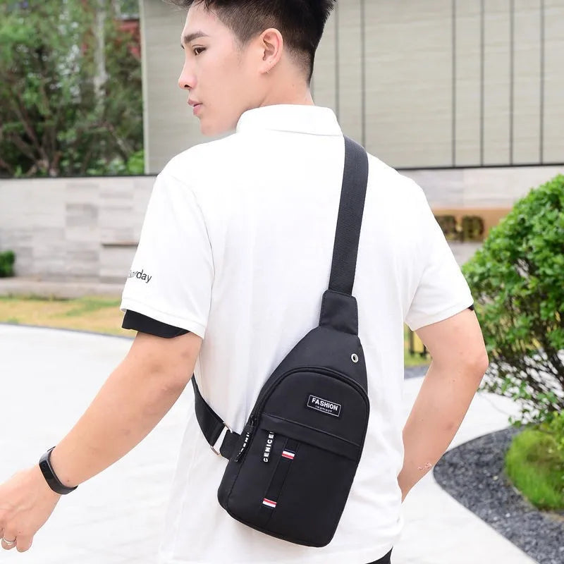 Waterproof Fanny Pack for Men & Women – Large Capacity Adjustable Strap Waist Bag for Outdoor Travel, Running, Hiking & Cycling